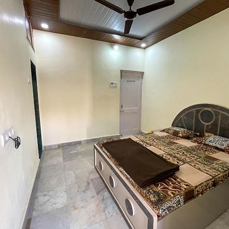 Zars Villa, Lonavala Buitenkant foto