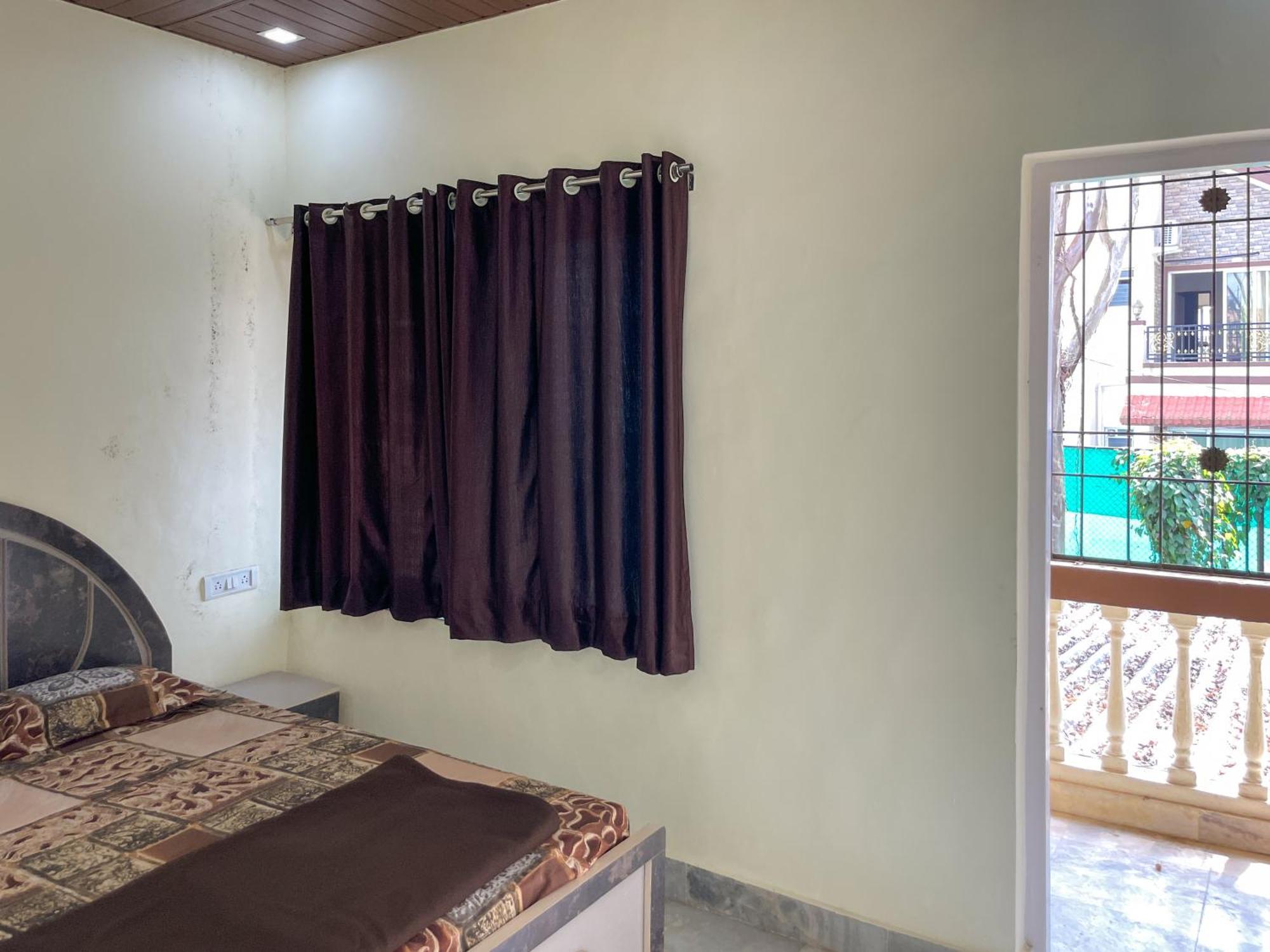Zars Villa, Lonavala Buitenkant foto