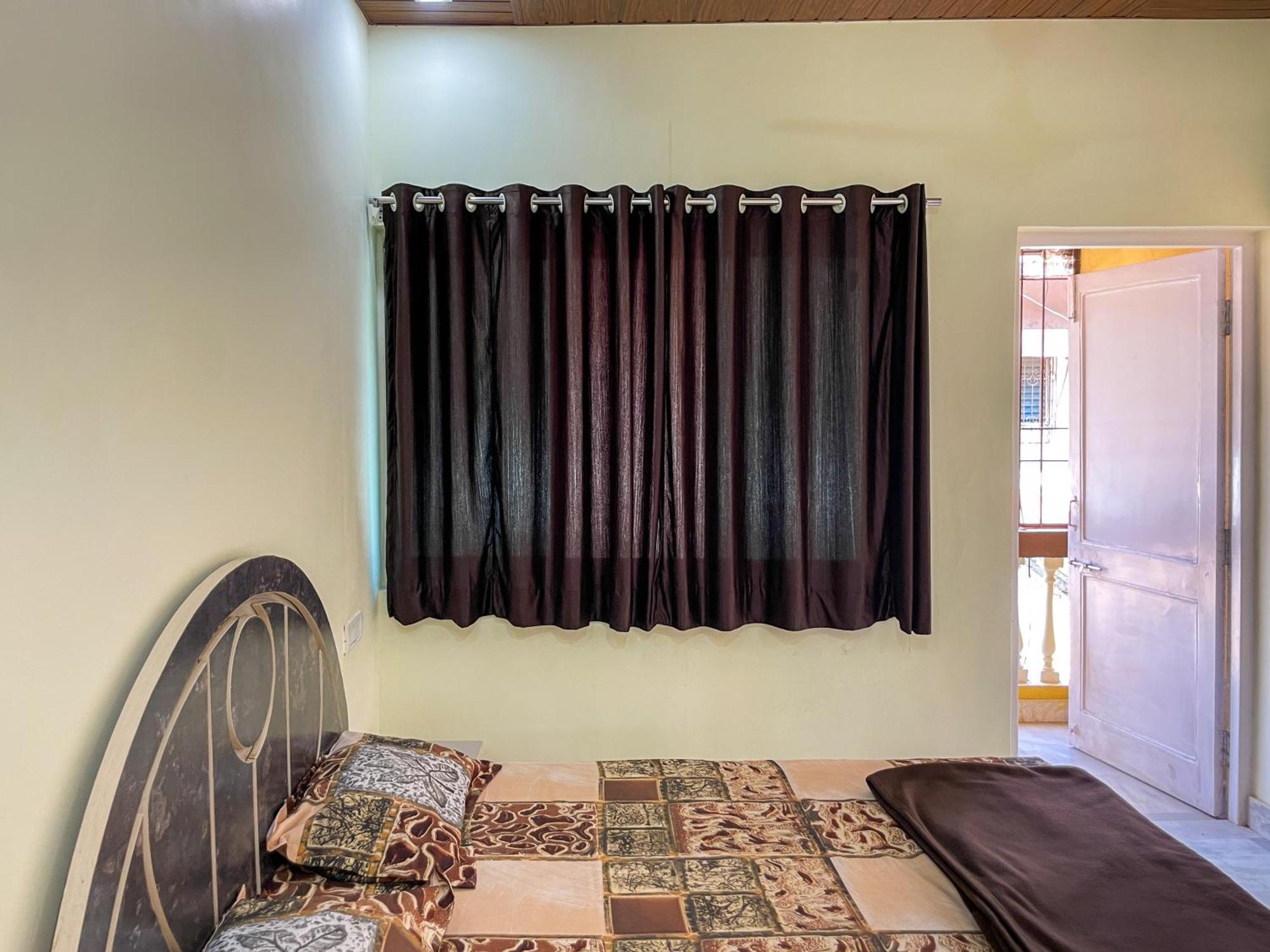 Zars Villa, Lonavala Buitenkant foto